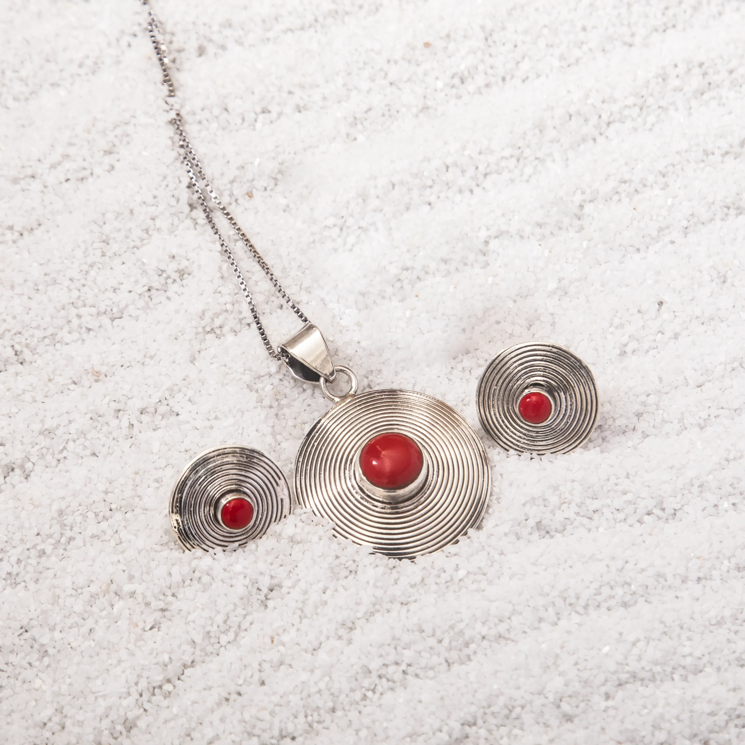 1_Concentric_Red_925_Silver_Pendant_Set_Noorish_Jewellery