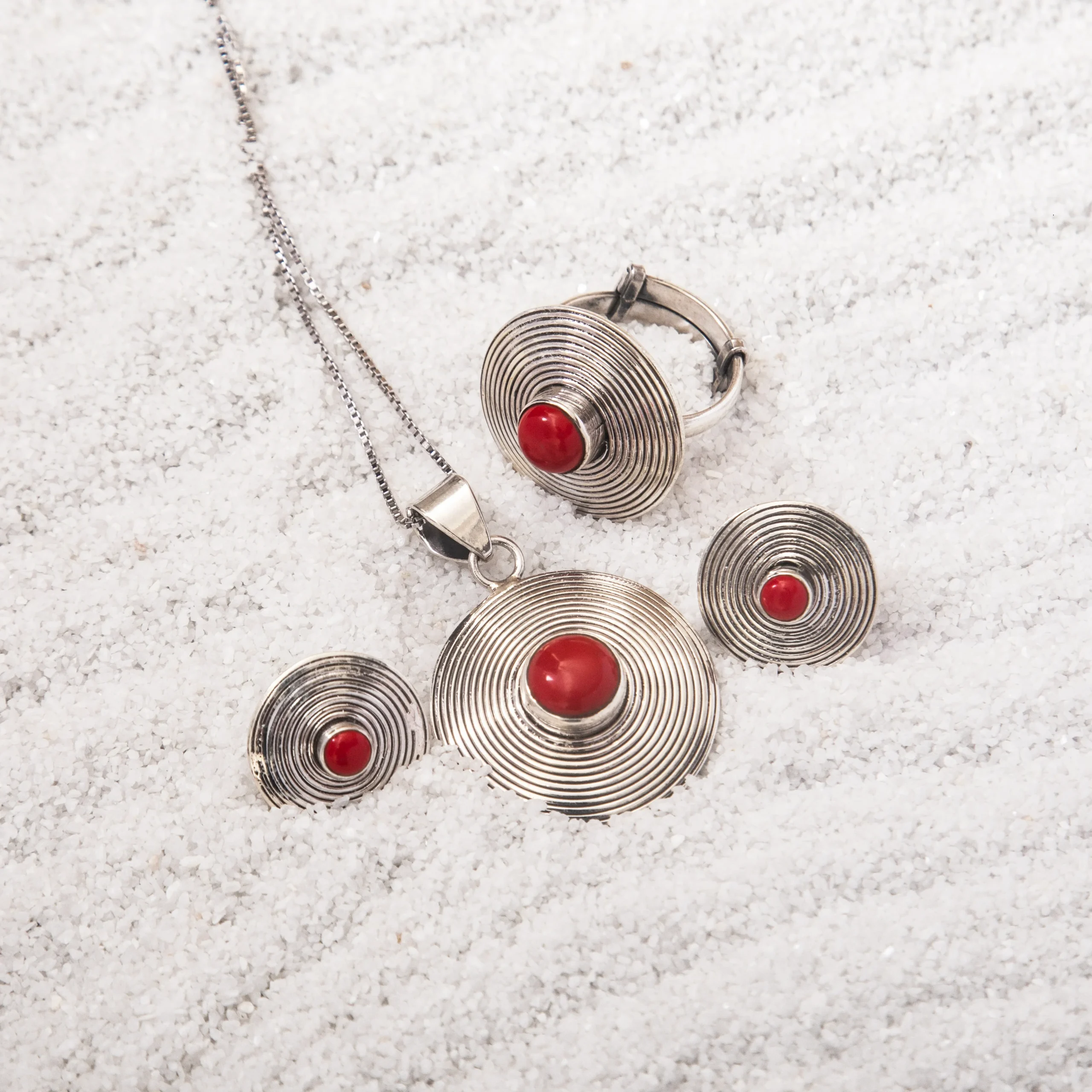 1_Concentric_Red_925_Silver_Pendant_Set_Noorish_Jewellery