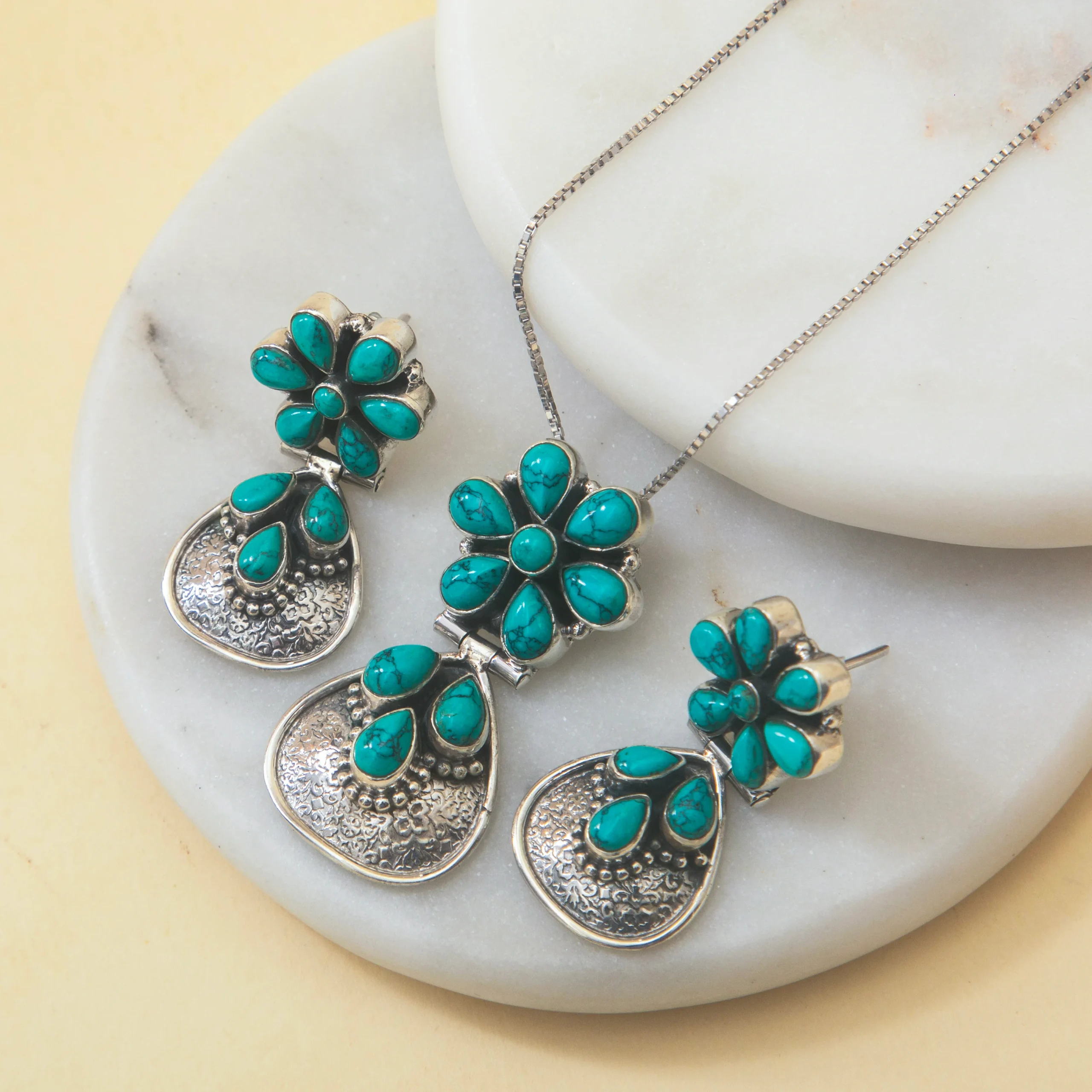 1_Floral_Turquoise_925_Silver_Pendant_Set_Noorish_Jewellery